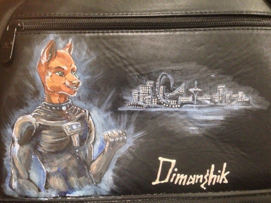 Artist Trixy The Spiderfox